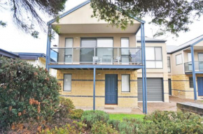 Bliss Close to Town Inverloch